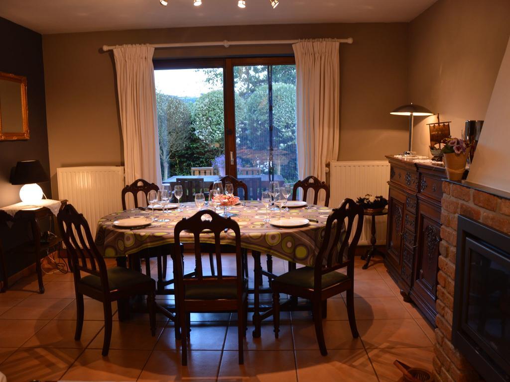 Modern Holiday Home In Stavelot With Fireplace Ngoại thất bức ảnh