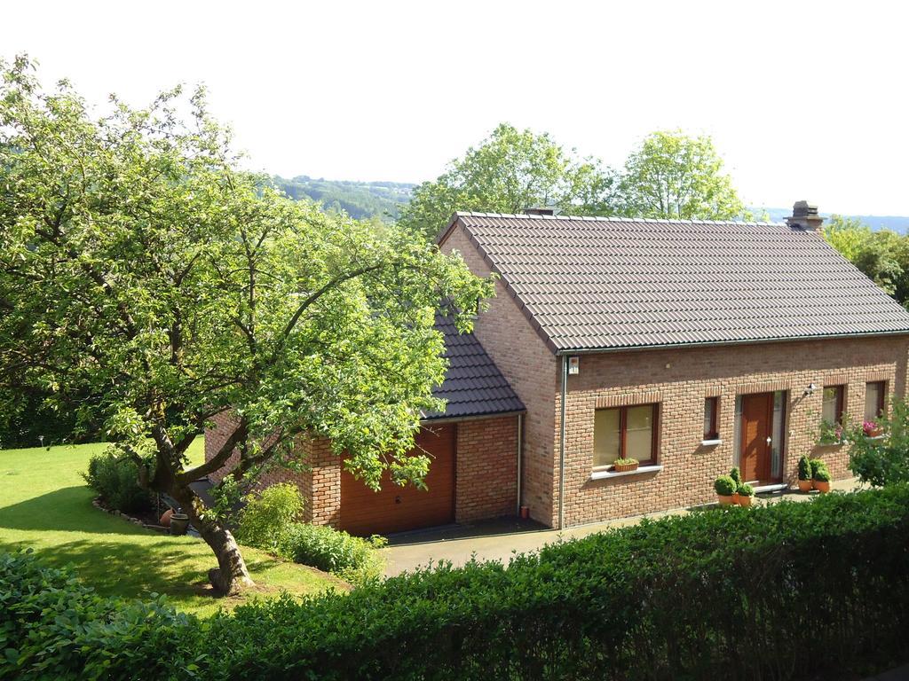 Modern Holiday Home In Stavelot With Fireplace Ngoại thất bức ảnh