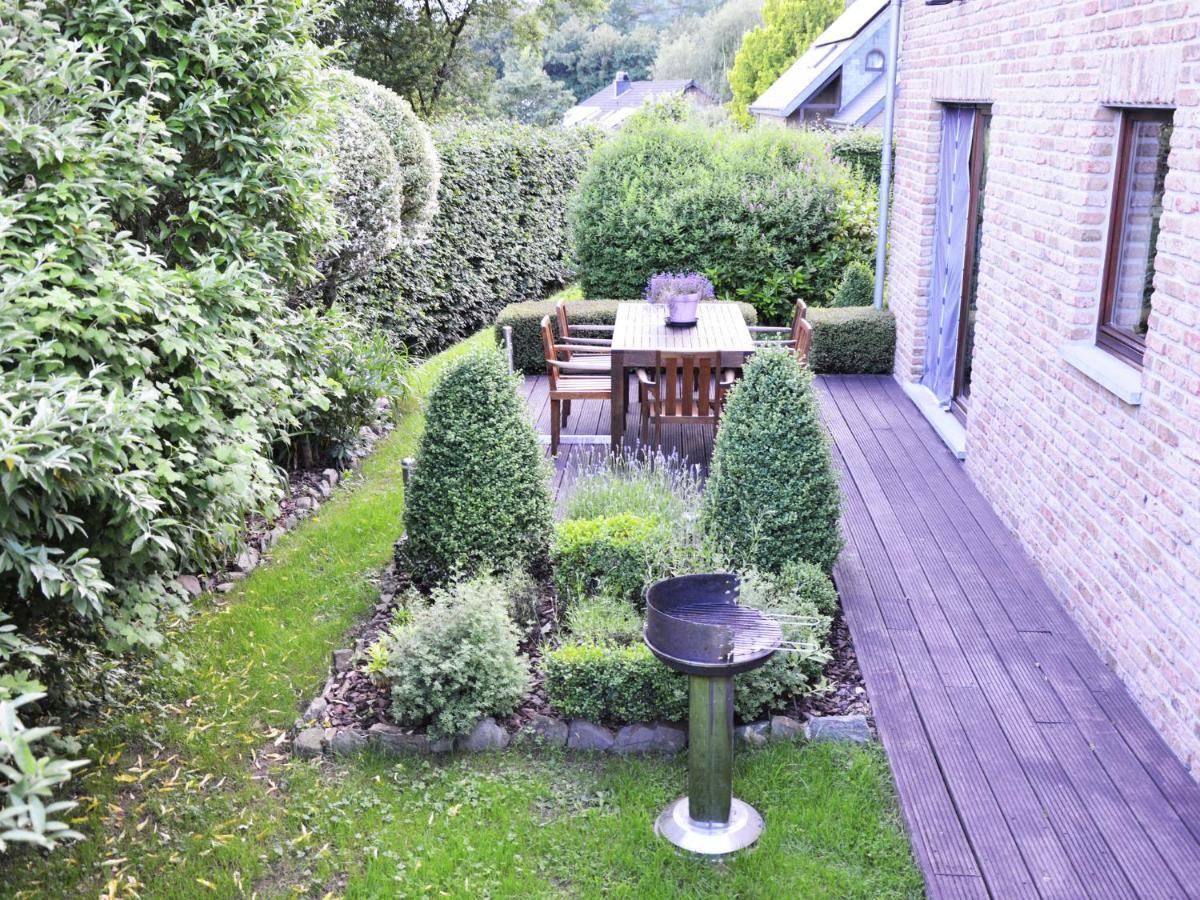 Modern Holiday Home In Stavelot With Fireplace Ngoại thất bức ảnh