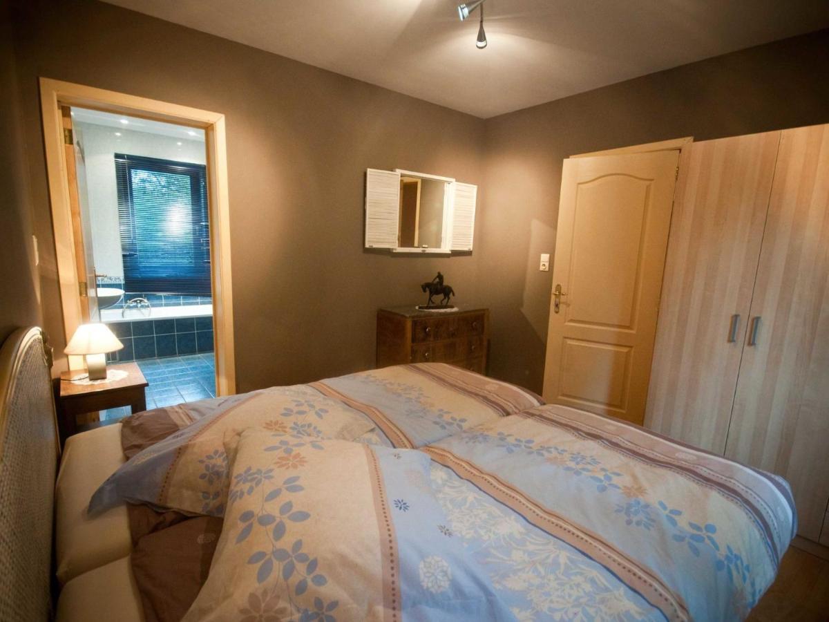 Modern Holiday Home In Stavelot With Fireplace Ngoại thất bức ảnh